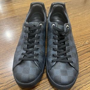 Men’s Louis Vuitton checkered blue and black sneakers - great condition